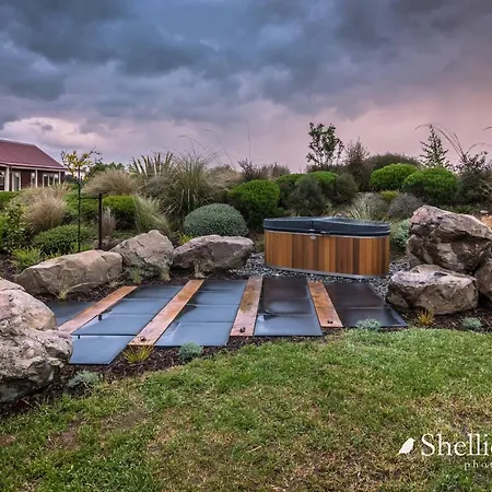 Night Sky Cottage - Kahu Cottage - Hot Tub Twizel Exterior photo